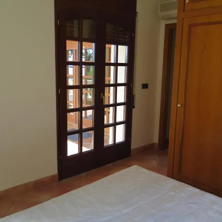 Huesca 19 Βίλα Ρόζες